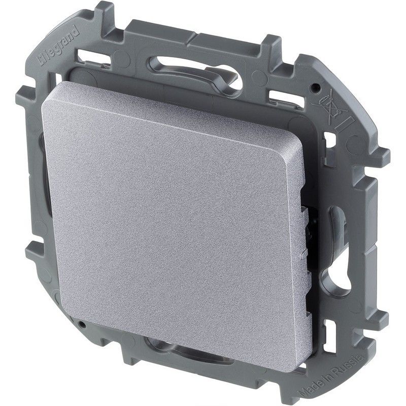 Legrand Inspiria Алюминий Переключатель Legrand INSPIRIA Алюминий промежуточный винтовые клеммы 10 AX 250 В 673682