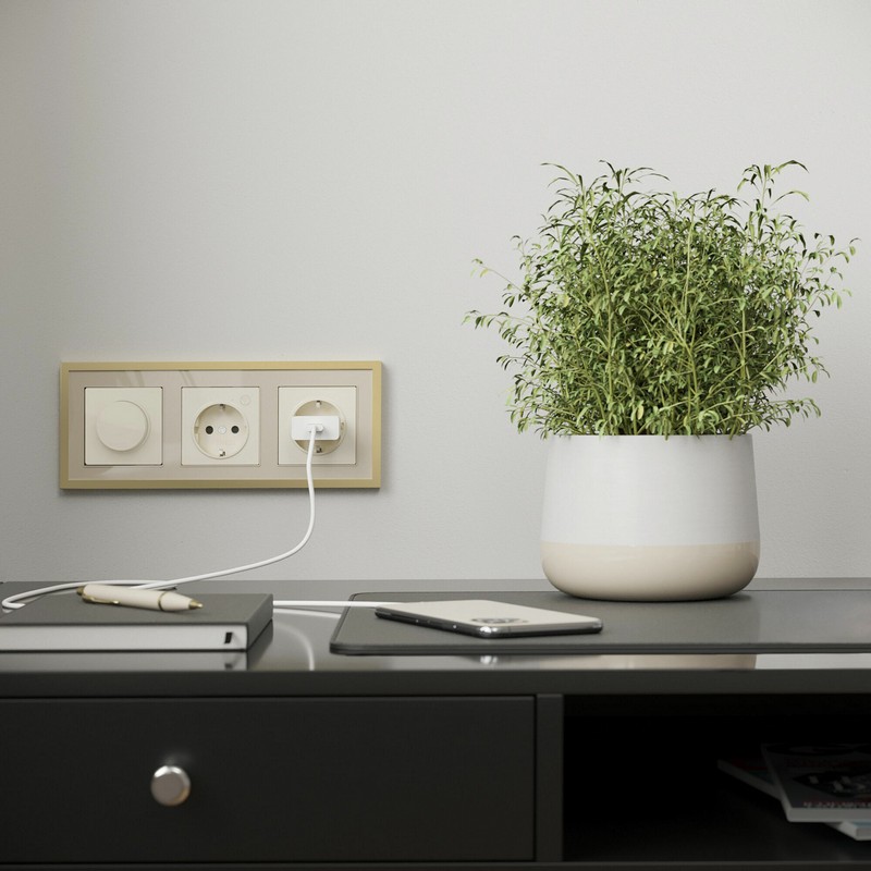 Рамки Werkel Baguette Рамка Werkel на 3 поста Baguette (айвори/латунь) W0032851