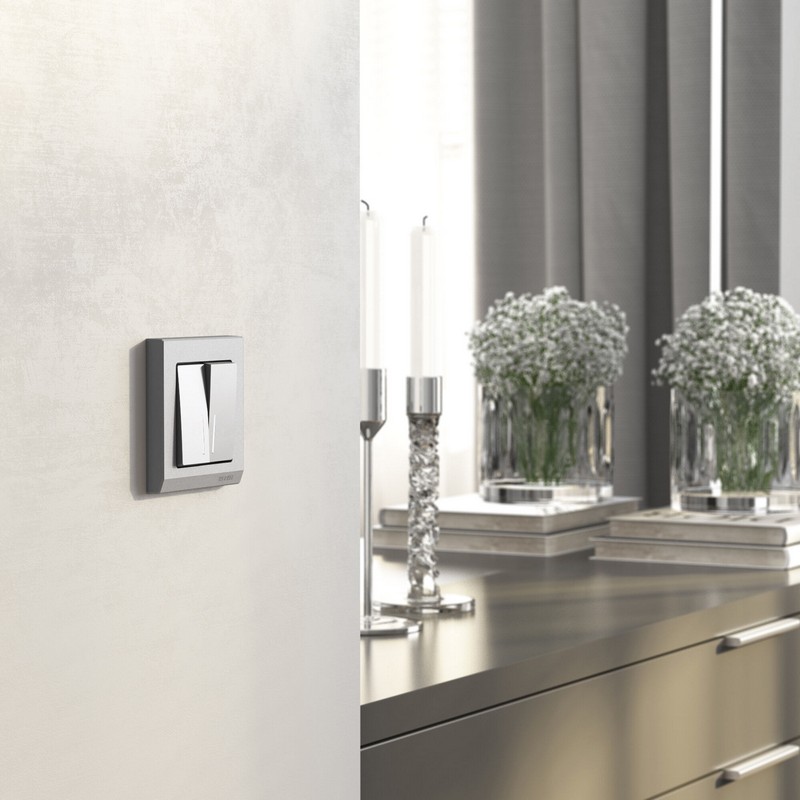 Werkel Серебряный матовый Выключатель Werkel двухклавишный с подсветкой (серебряный матовый) W1120165