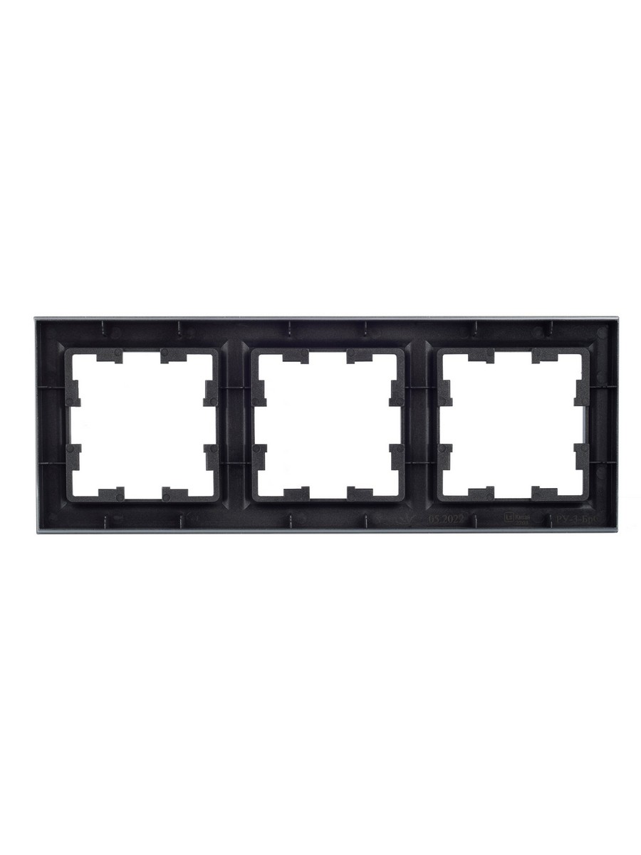 IEK Brite Рамки Рамка IEK BRITE 3-местная РУ-3-БрС сталь BR-M32-K46