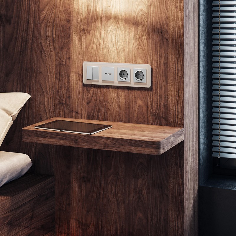 Рамки Werkel Elite Рамка Werkel из стекла на 4 поста Elite дымчатый W0042417