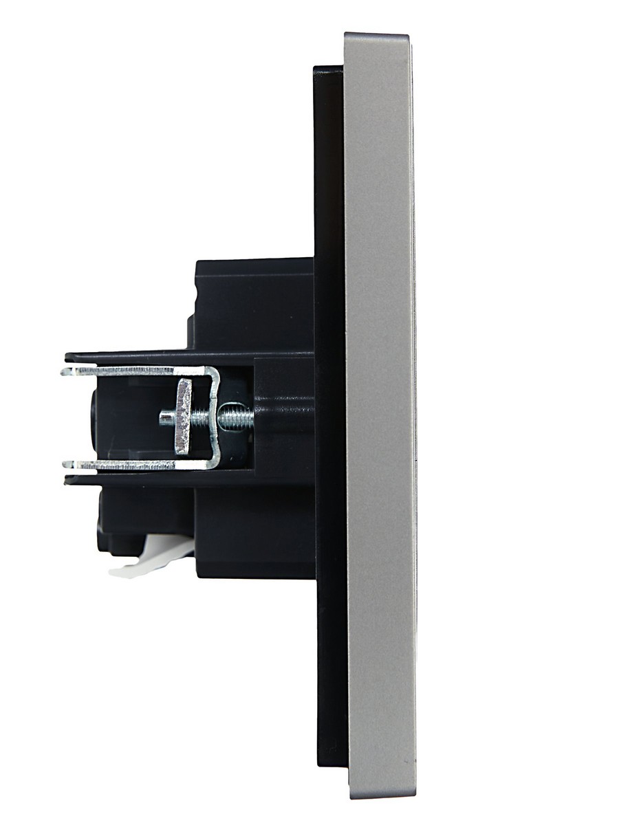 IEK FORTE&PIANO Сталь Розетка IEK FORTE&PIANO Сталь с/з безвинтовое крепление 16А FP514