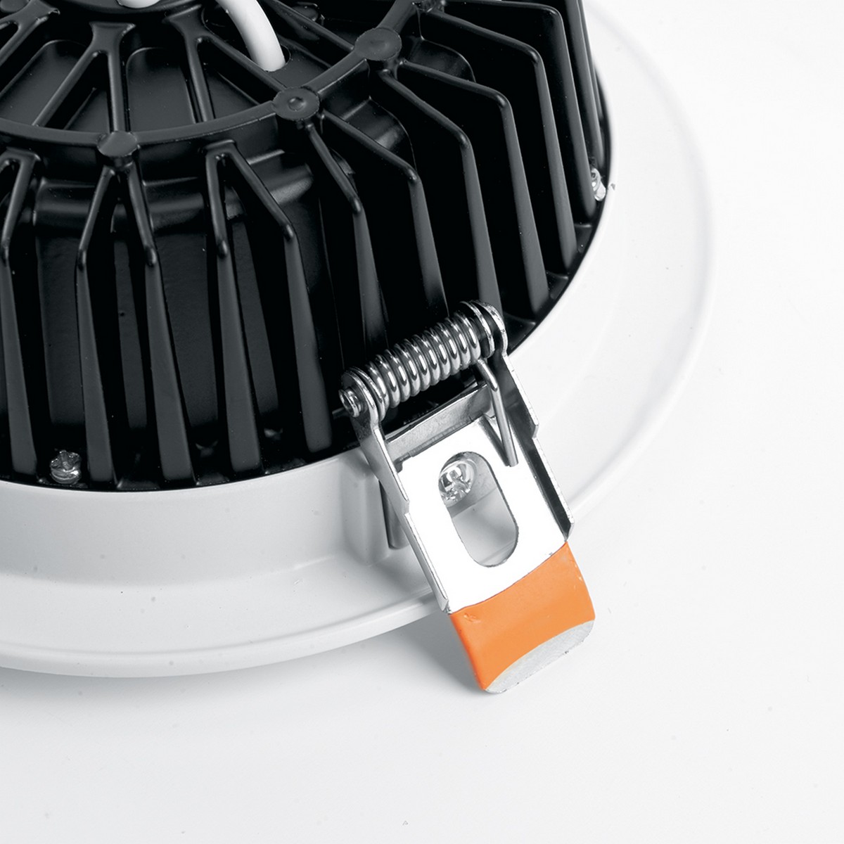 Встраиваемые светодиодные светильники Светодиодный светильник Feron AL251 20W 4000K белый 32616 