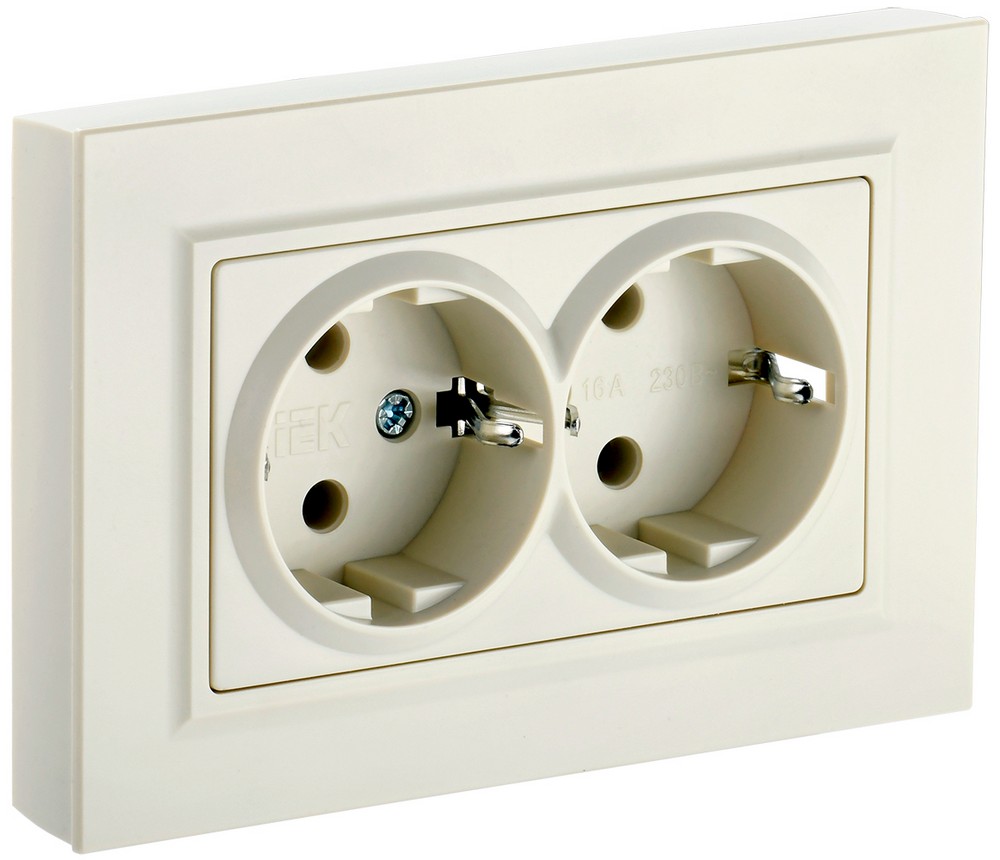 IEK Brite Бежевый Розетка IEK BRITE 2-ая с/з без шторок 16А в сборе РС12-3-БрКр бежевый BR-R21-16-K10-F