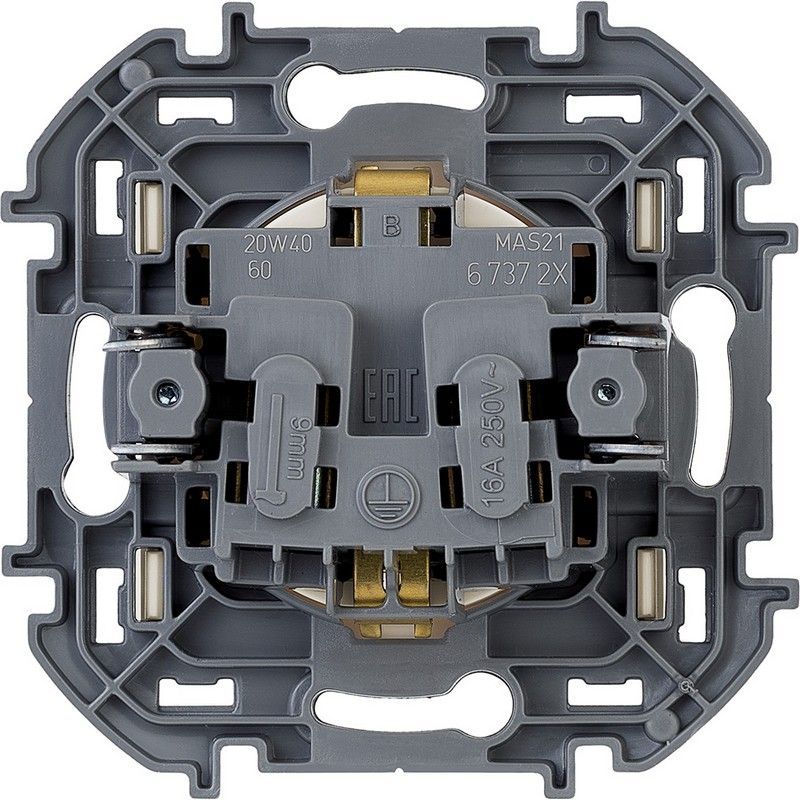 Legrand Inspiria Слоновая кость Розетка Legrand INSPIRIA Слоновая кость с заземлением 16 А 250 В 673721