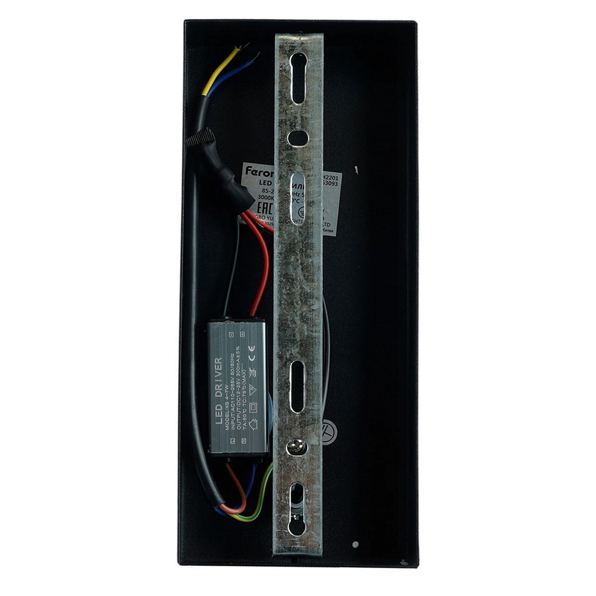 Светильник уличный светодиодный Feron DH2201 Катар 5W 90*43*210мм 3000К черный (на стену вверх) 53093