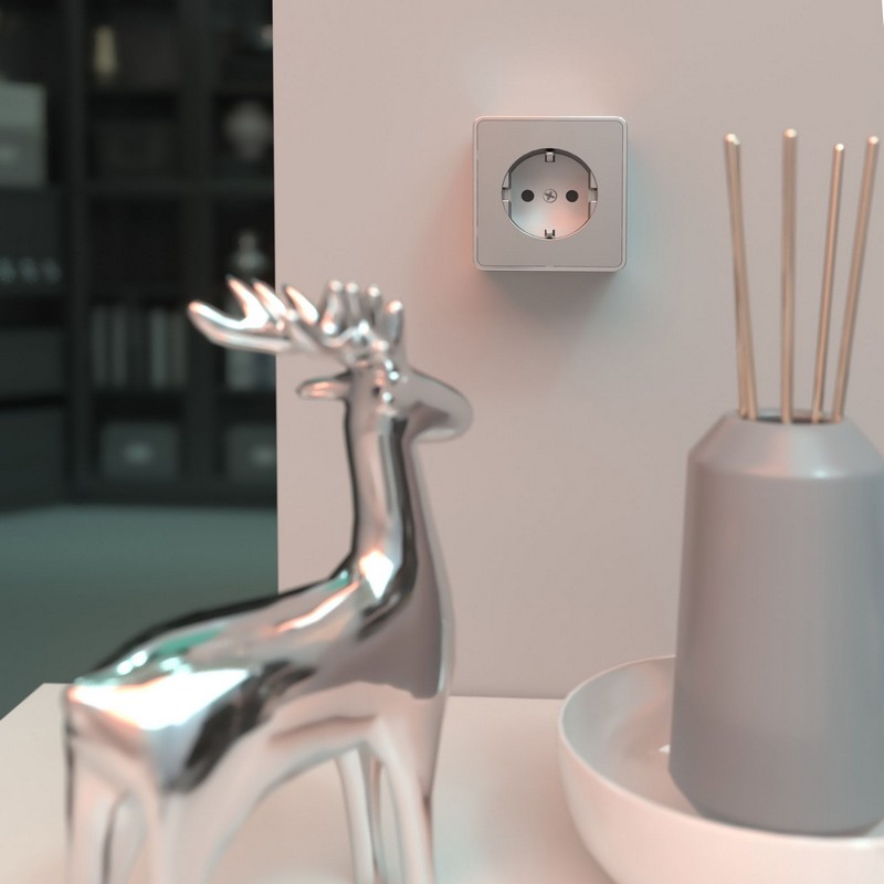 Werkel Gallant серебряный Розетка Werkel с заземлением и шторками Gallant (серебряный) W5071106