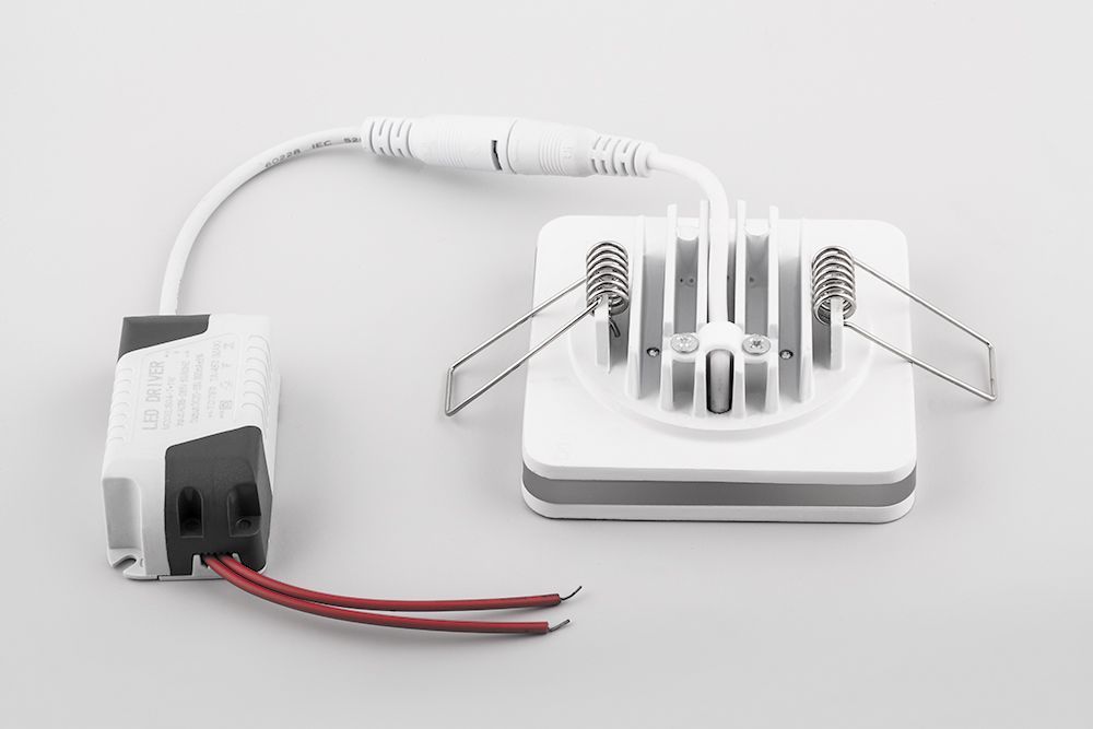 Встраиваемые светодиодные светильники Светодиодный светильник Feron AL601 встраиваемый 7W 4000K белый 28906 