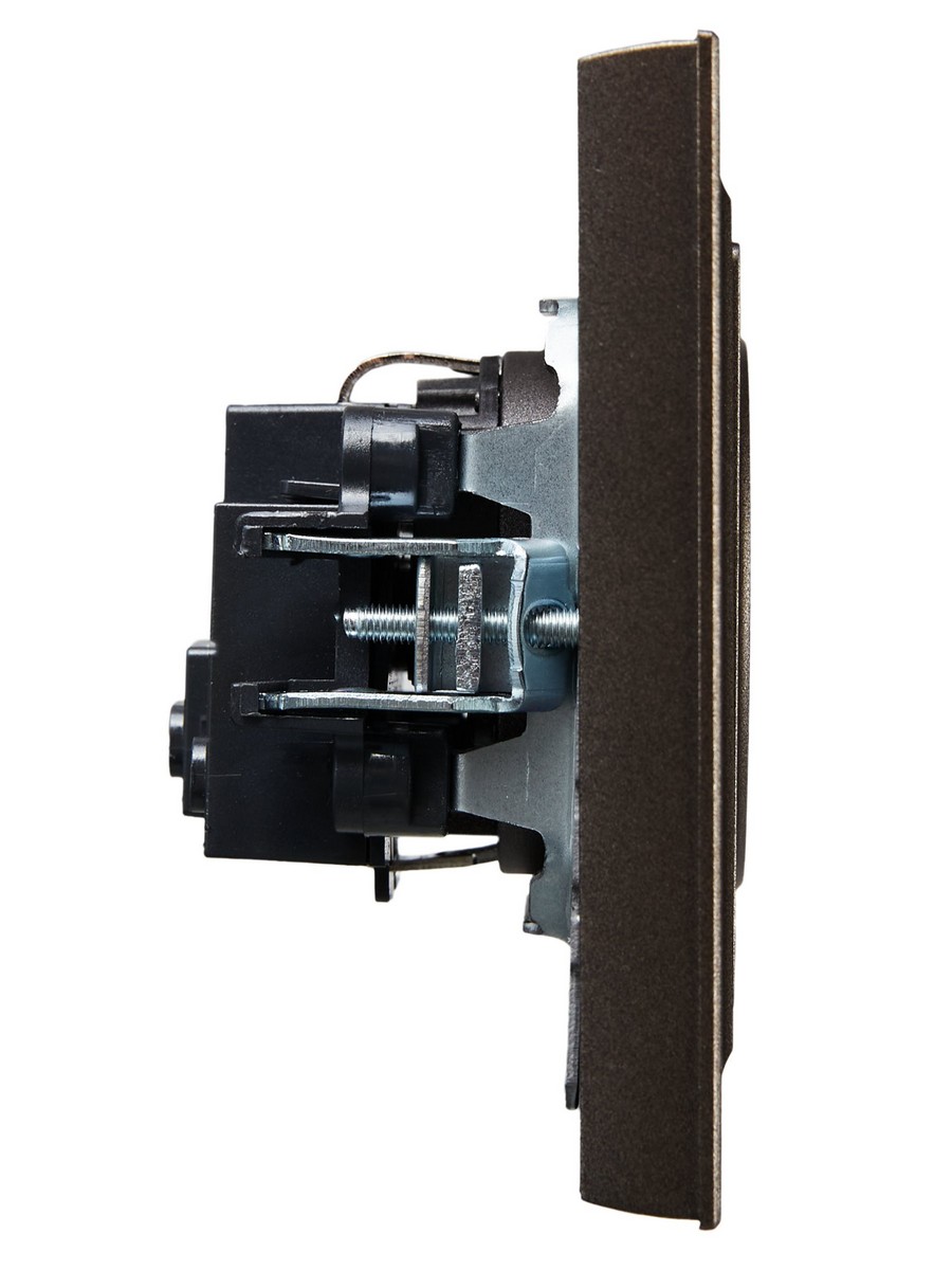 IEK Brite Бронза Розетка IEK BRITE Темн.бронза с з/к/ш 16А в сборе. РСР14-1-0-БрТБ BR-R14-16-K45-F