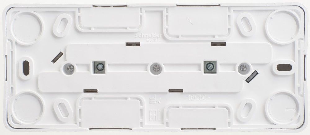 Этюд Белый Розетка 3-ая Systeme Electric Этюд наружный Белый с/з без шторок 16А 250B PA16-011B