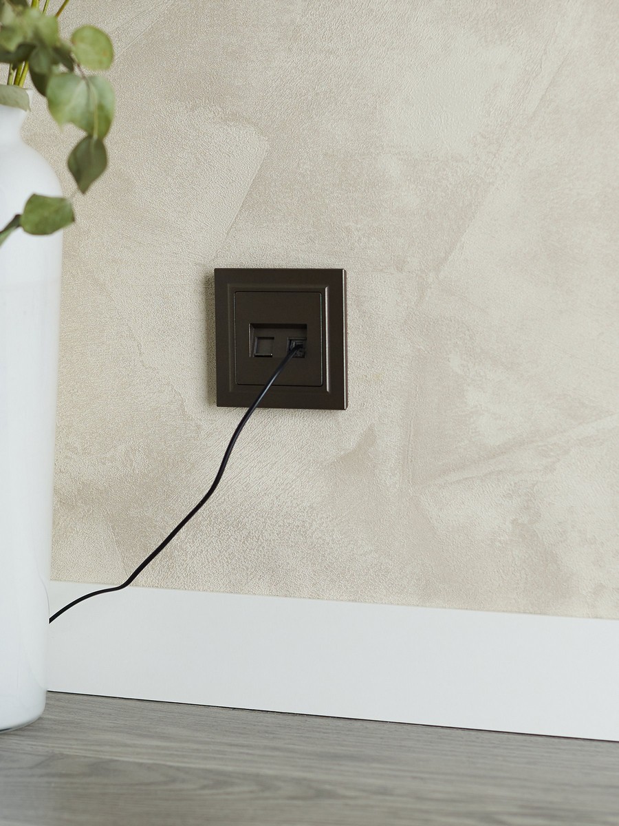 IEK Brite Бронза Розетка IEK BRITE компьютерная двойная RJ45 кат.5E РК10-2-БрТБ темная бронза BR-K20-1-K45