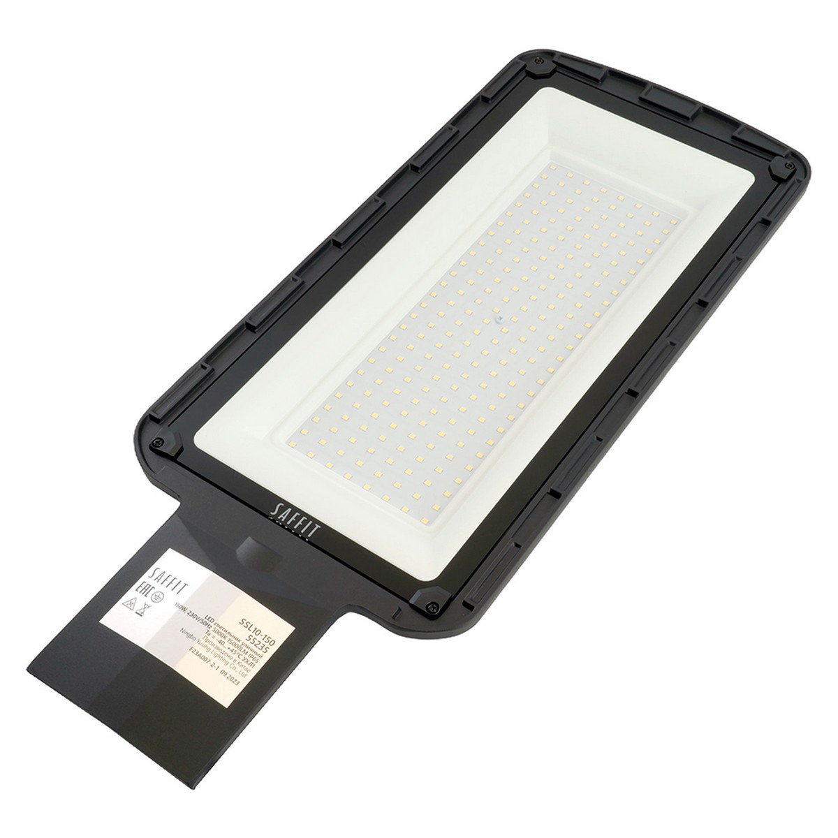 Консольные уличные светодиодные светильники на столб Светодиодный уличный консольный светильник SAFFIT SSL10-150 150W 5000K черный 55235 