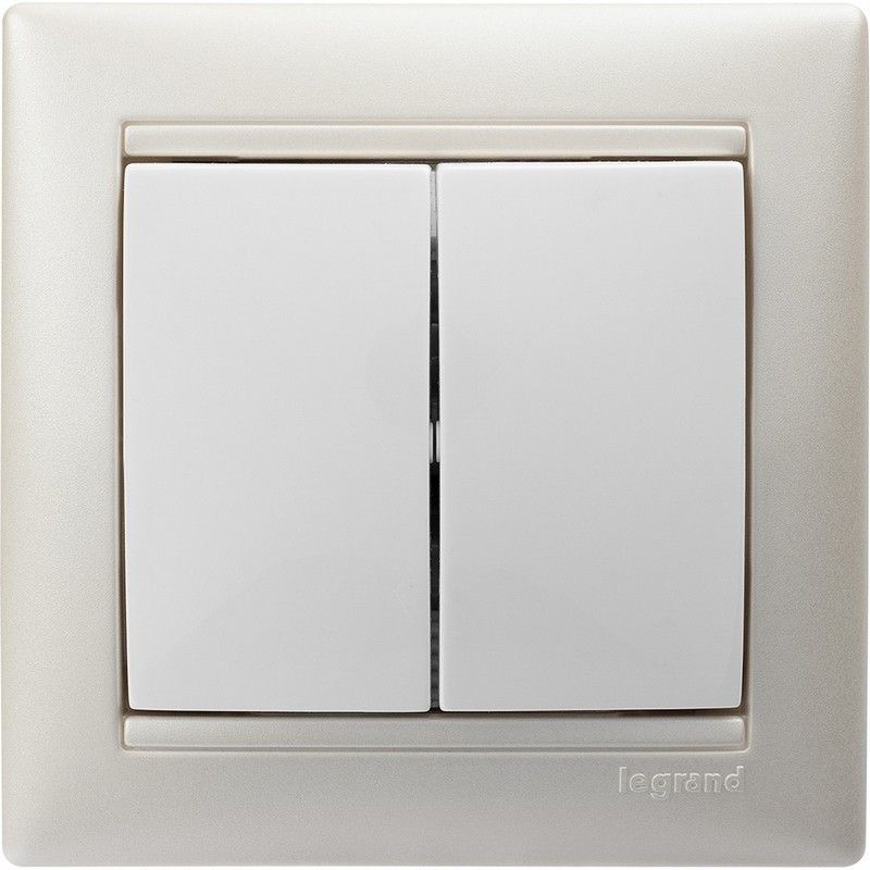 Legrand Valena Classic Белый Выключатель Legrand Valena белый 2-х клавишный 774405