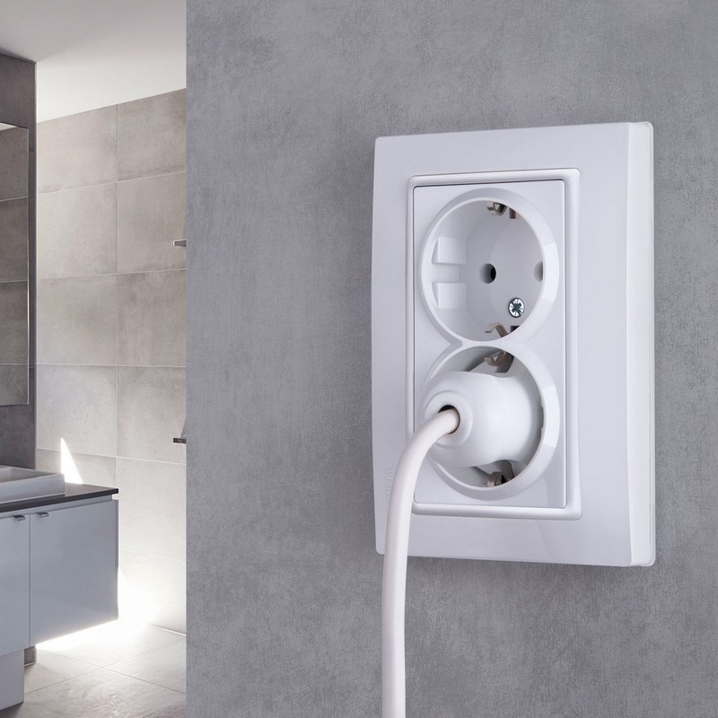 Рамки Werkel Snabb Рамка Werkel Snabb для двойной розетки (белый basic) W0082001