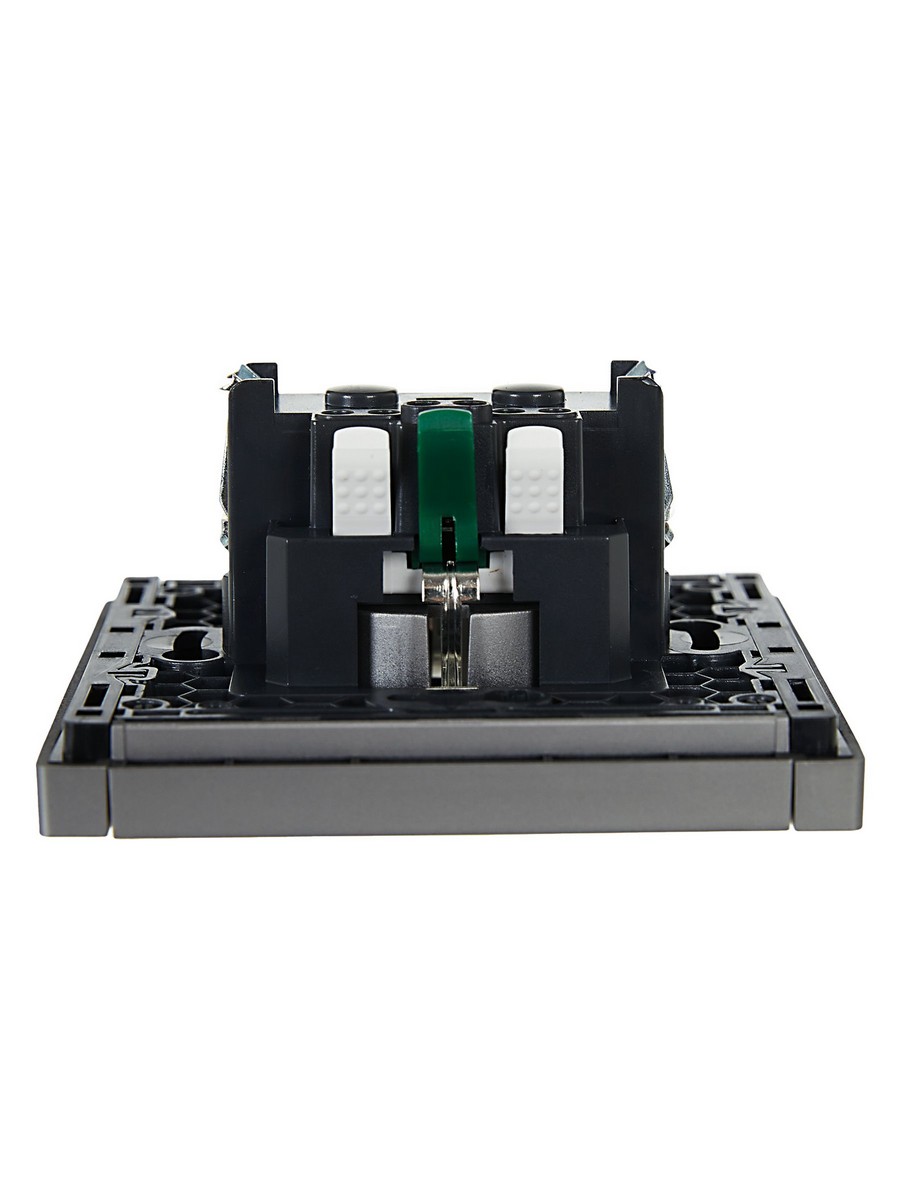 IEK FORTE&PIANO Сталь Розетка IEK FORTE&PIANO Сталь с/з безвинтовое крепление 16А FP514