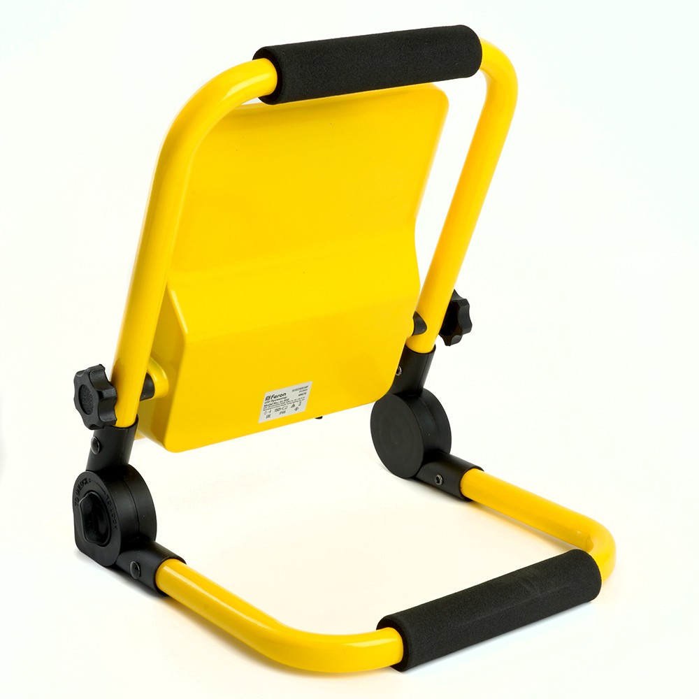 Прожекторы светодиодные Светодиодный прожектор Feron LL-950 переносной с зарядным устройством IP66 30W 6400K 48675 