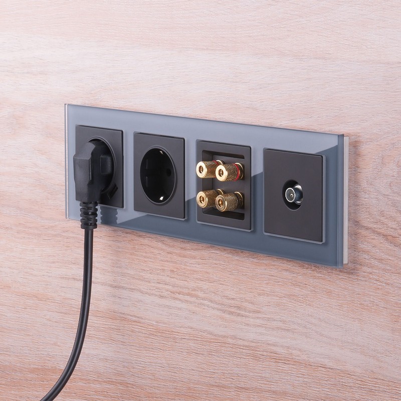 Рамки Werkel Favorit Рамка Werkel Favorit на 4 поста (серый,стекло) W0041115