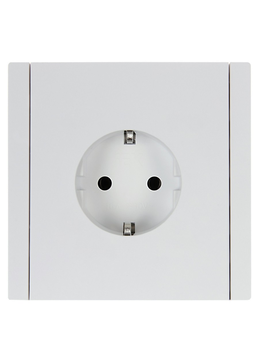 IEK FORTE&PIANO Белый Розетка IEK FORTE&PIANO Белый с/з безвинтовое крепление 16А FP214
