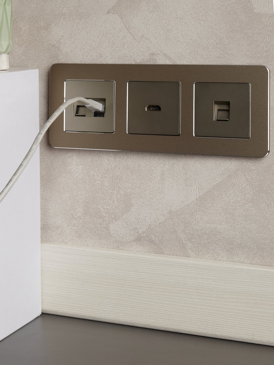 IEK Brite Шампань Розетка компьютерная IEK BRITE BASE Шампань RJ45 кат.6 РК11-БрШ BR-K10-2-K37