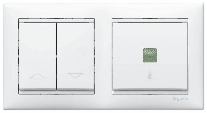 Legrand Valena Classic Белый Рамка Legrand Valena белый 2-ая гориз 774452