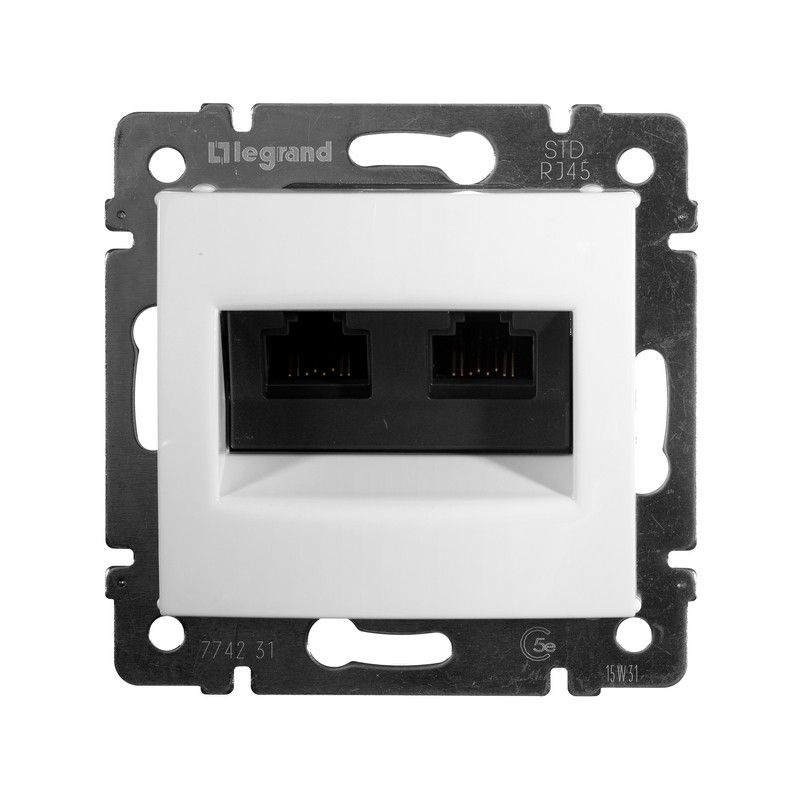 Legrand Valena Classic Белый Розетка компьютерная RJ45 Legrand Valena белый 2-ая UTP 774231