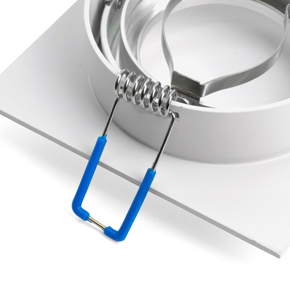 Встраиваемые светодиодные светильники Светильник встраиваемый Feron DL2801 MR16 белый 32637 