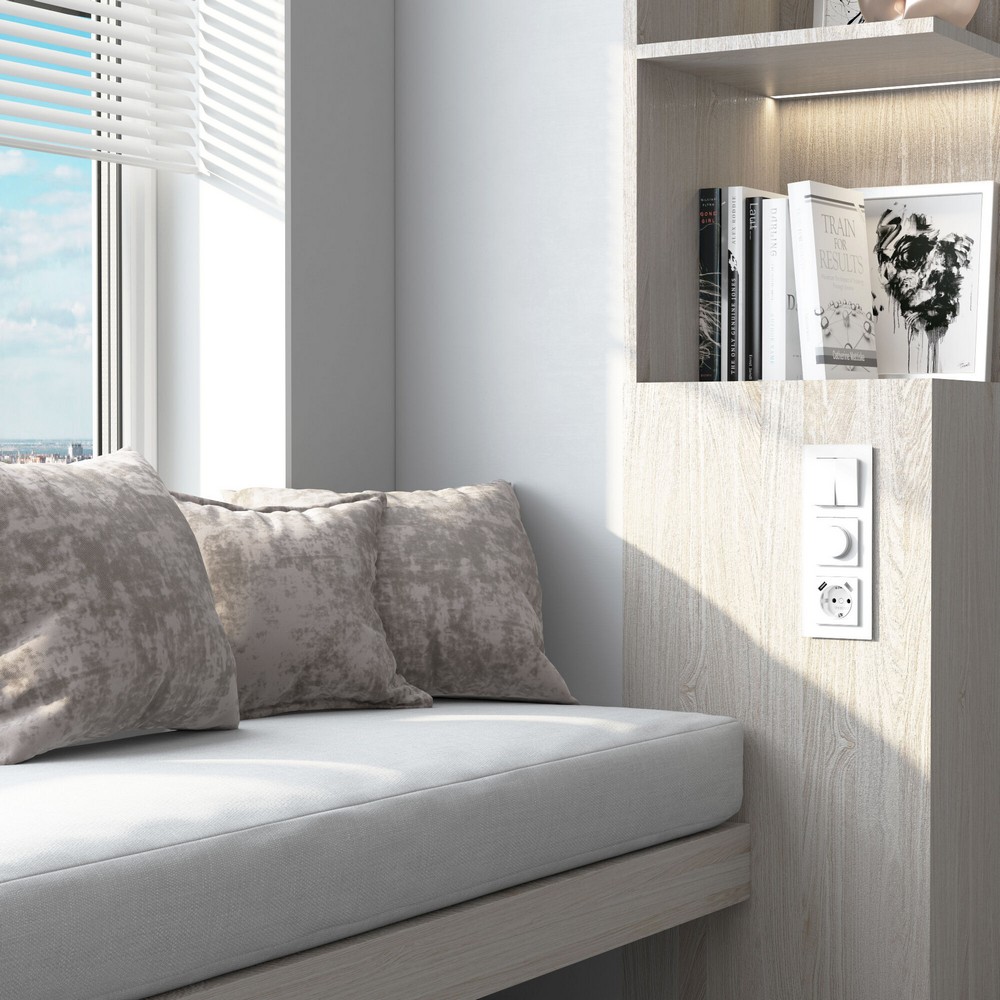 Рамки Werkel Senso Рамка Werkel на 3 поста Senso (белый, стекло soft-touch) W00331010