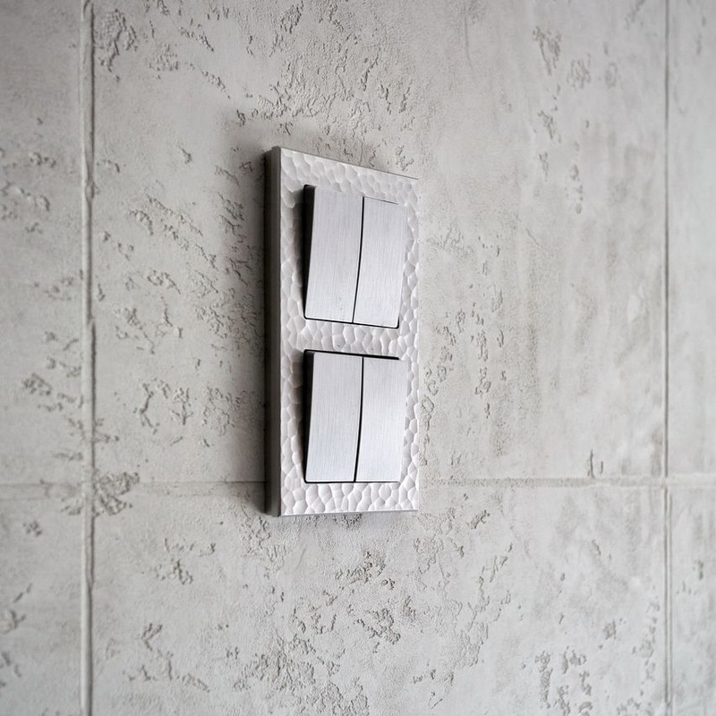 Werkel Серебряный рифленный механизмы Выключатель Werkel двухклавишный  (cеребряный рифленый) W1120009