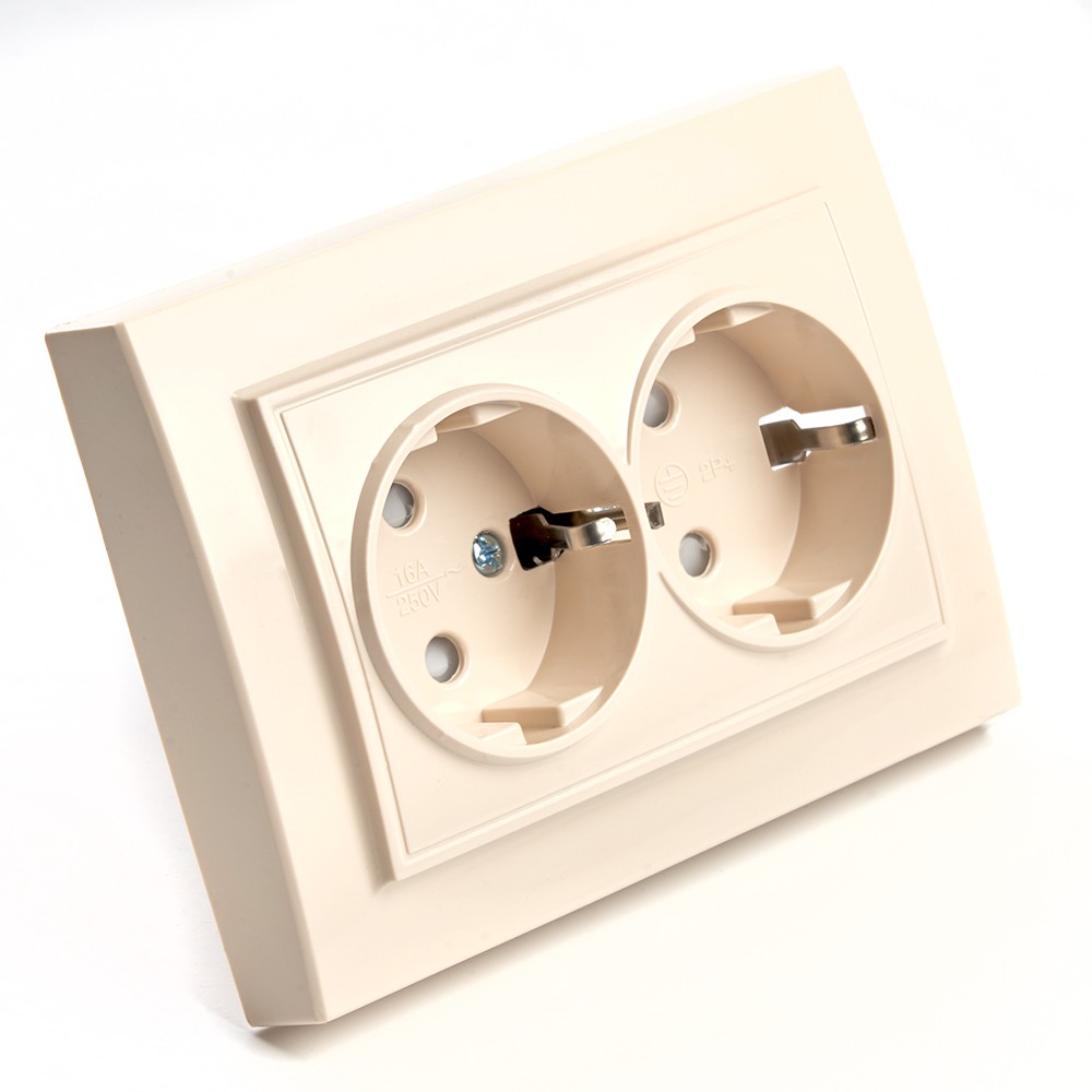 Эрна - Розетки и выключатели Stekker Розетка 2-местная с/з STEKKER PST16-9014-02 16А с защ. шторкой Эрна слоновая кость с рамкой 39240