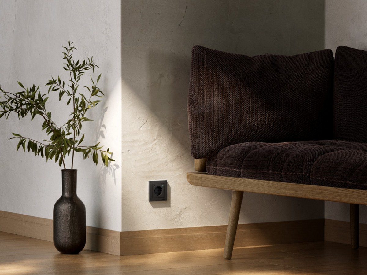 AtlasDesign Карбон Розетка SBER SE AtlasDesign Smart Карбон с заземл., со шт., Zigbee ATN001045Z