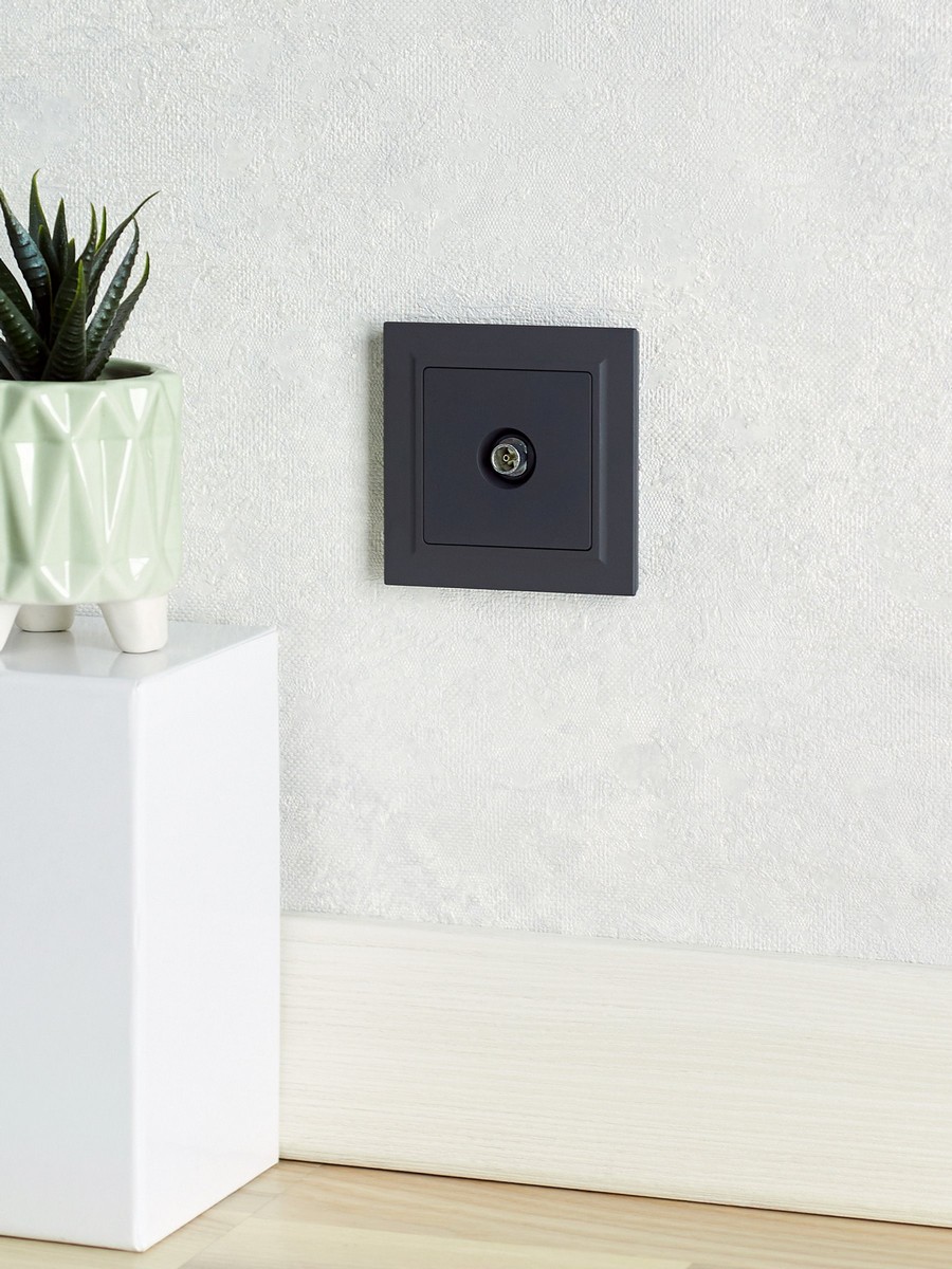 IEK Brite Графит Розетка IEK BRITE TV оконечная РТВ11-0-БрГ графит BR-A10-O-K53