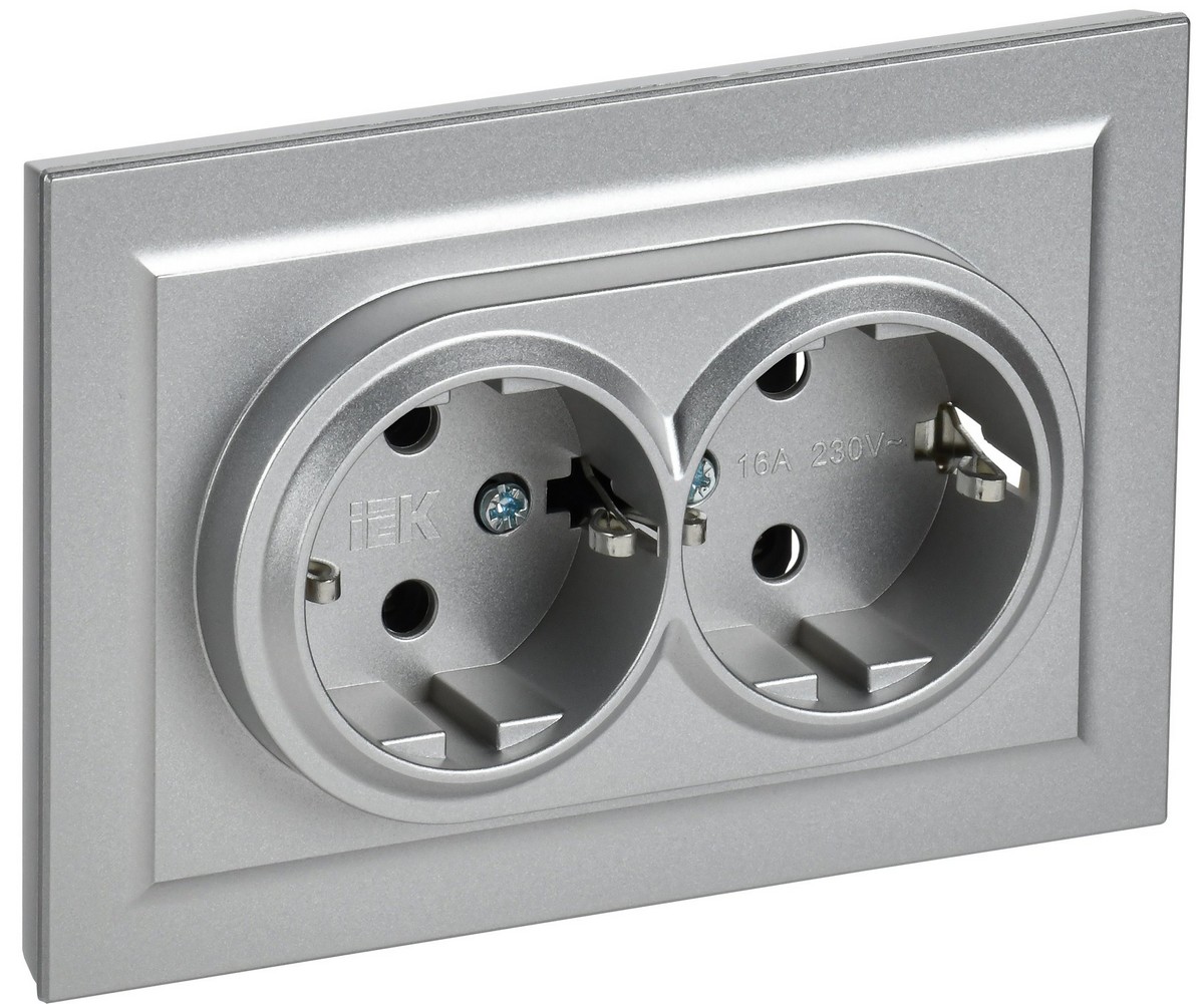 IEK Brite Алюминий Розетка IEK BRITE 2-местная с заземлением без защитных шторок 16А в сборе РС12-3-БрА алюминий BR-R21