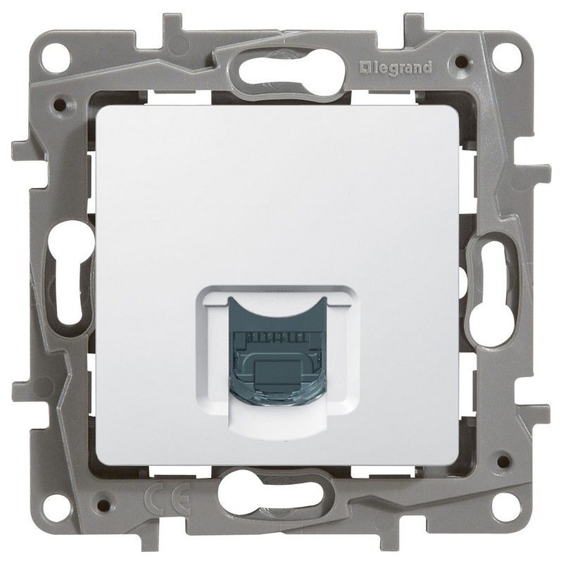 Legrand Etika Белый Розетка компьютерная Legrand Etika белый (RJ45) 1-ая 5 кат. UTP 672241