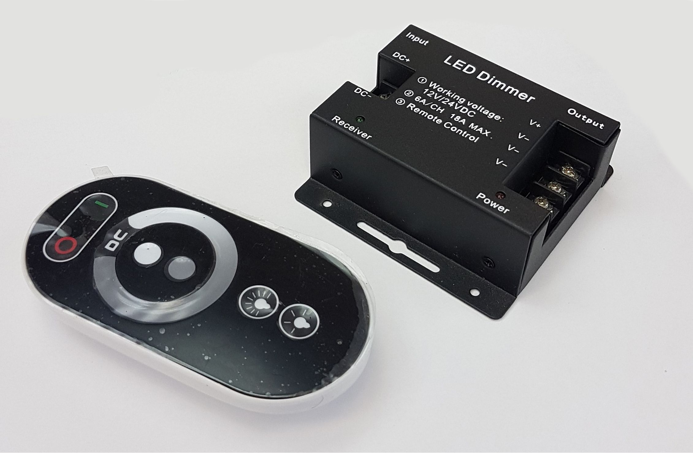 Контроллеры и сетевые шнуры для светодиодной ленты Контроллер Eleganz сенсорный (TOUCH) с пультом 12/24V 18А  для одноцветной светодиодной ленты 1008