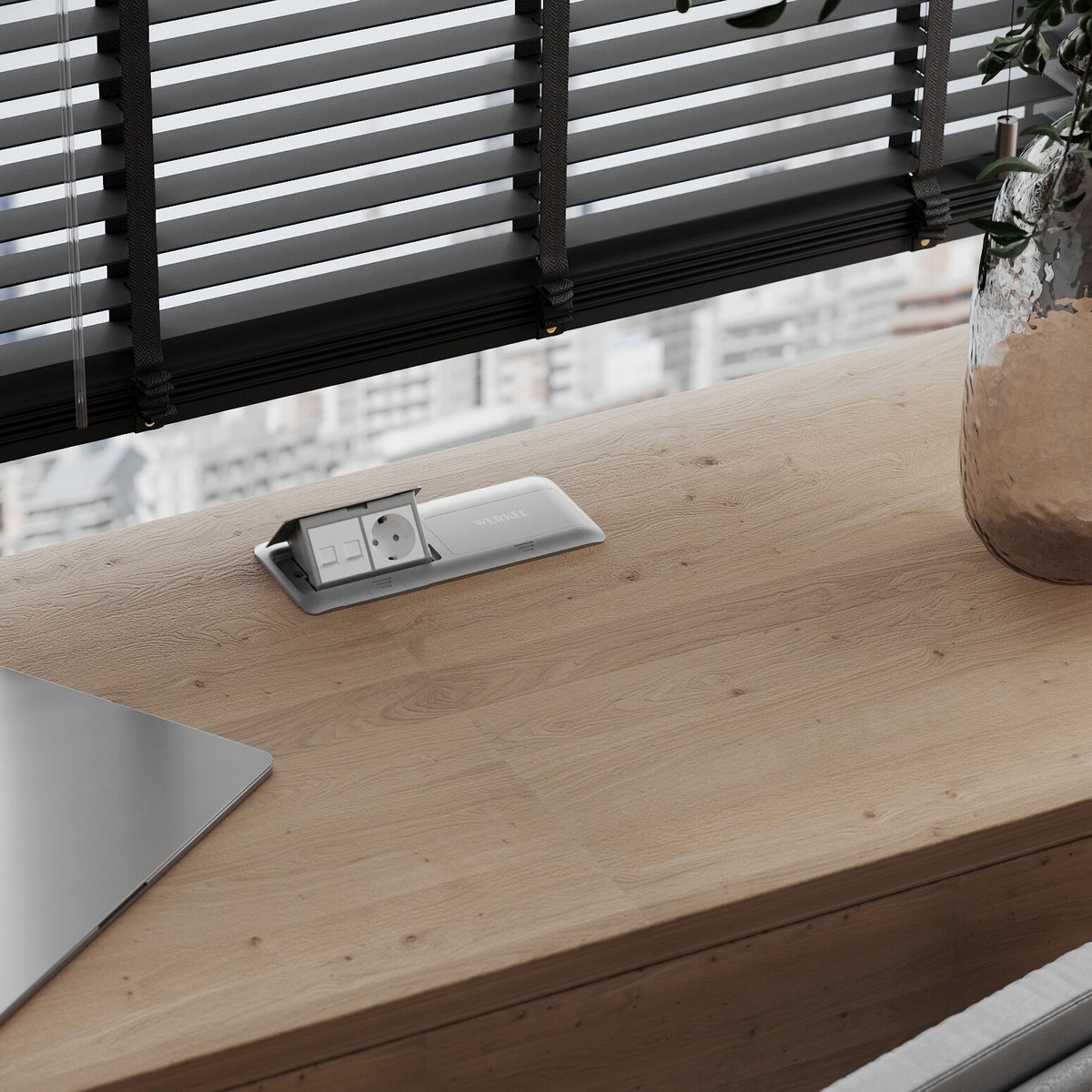 Werkel Серебряный механизмы Выдвижной блок Werkel Slot на 8 модулей (серебряный) W8078065