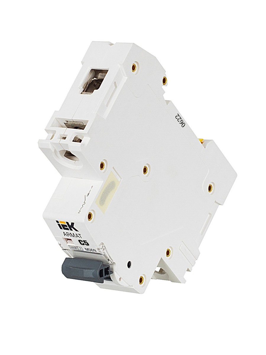 1 полюсные (однополюсные) Автоматический выключатель IEK ARMAT M06N 1P C 5А AR-M06N-1-C005 
