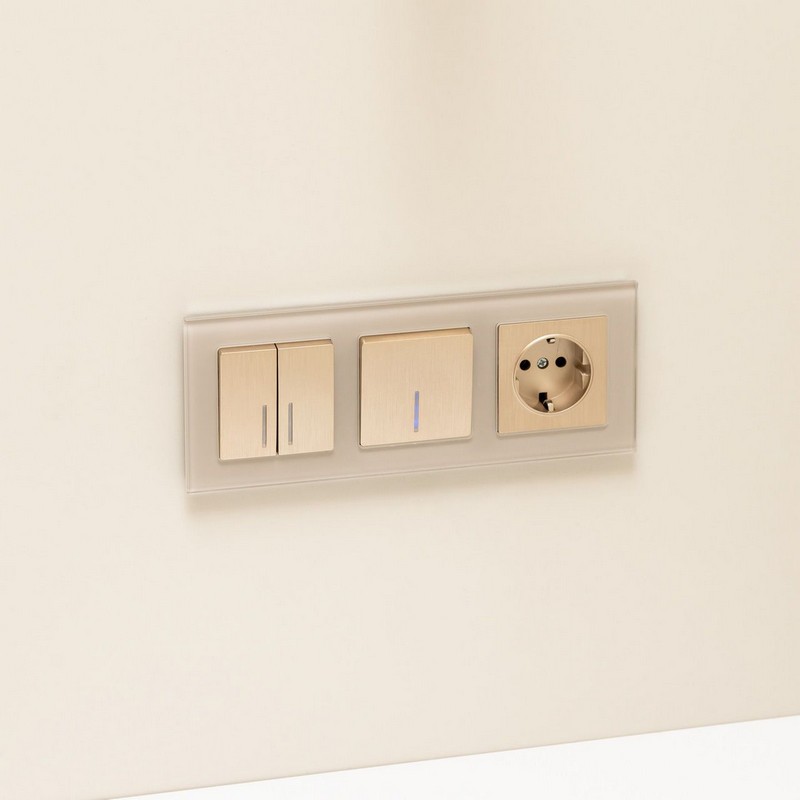 Werkel Шампань рифленный механизмы Выключатель Werkel одноклавишный  с подсветкой (шампань рифленый) W1110110