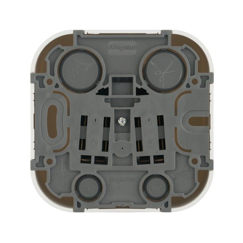 Накладные Розетки и выключатели Legrand Quteo Белый Розетка Legrand Quteo с заземлением без шторкок белая  782211