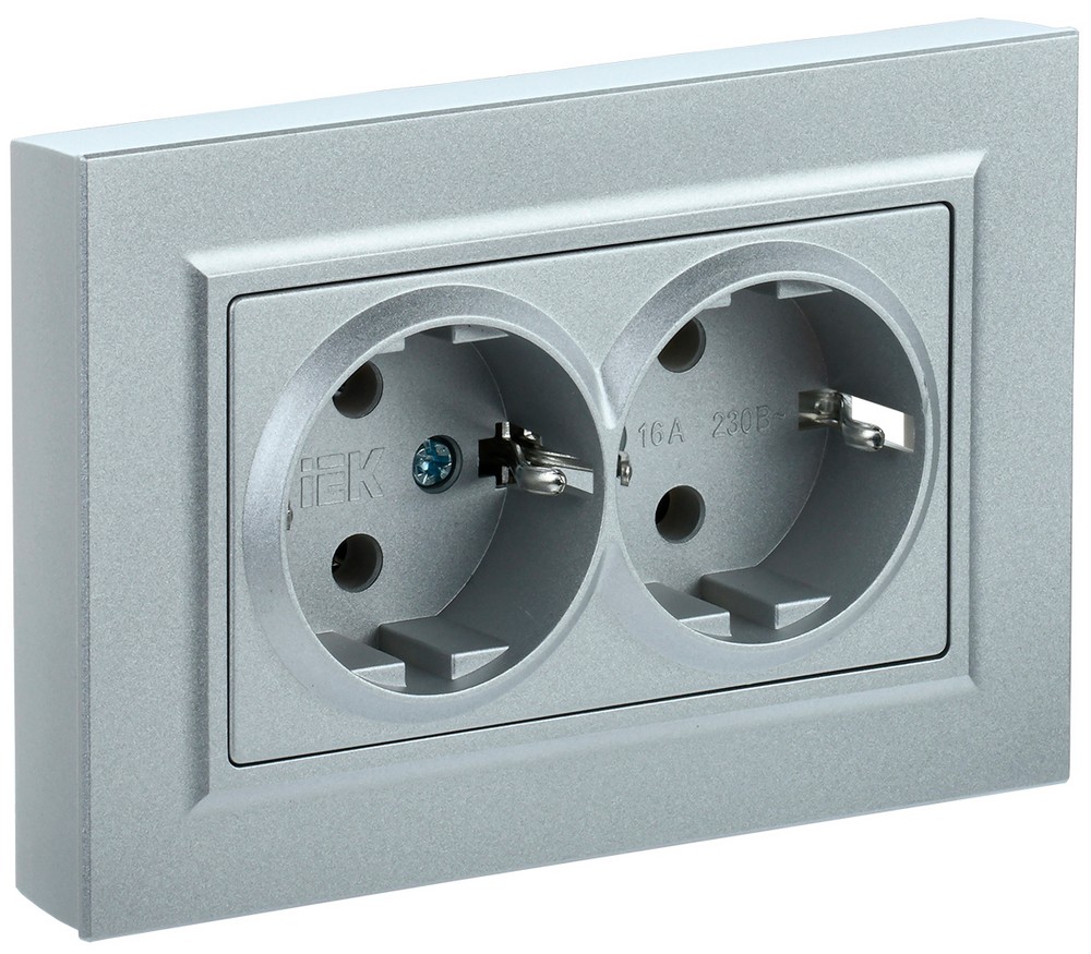 IEK Brite Сталь Розетка IEK BRITE 2-ая с/з с шторками 16А в сборе РСш12-3-БрС сталь BR-R24-16-K46-F