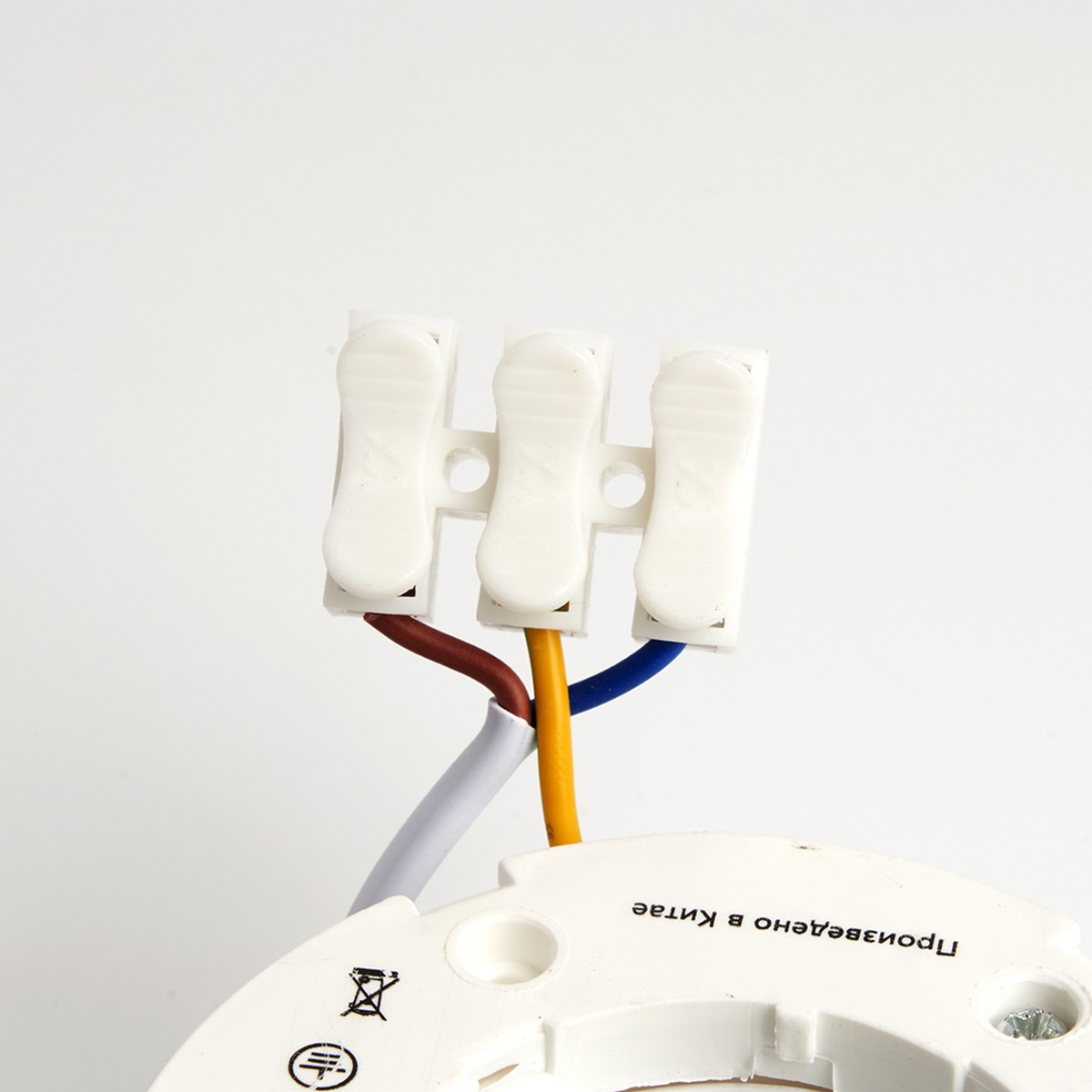 Светильники споты светодиодные Светильник спот потолочный Feron HL364 Barrel ECHO 12W GX53 белый с антибликовой сеточкой 48399 