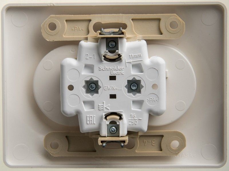 Glossa Перламутр Розетка Systeme Electric Glossa Перламутр двойная без заземления,16А, GSL000620