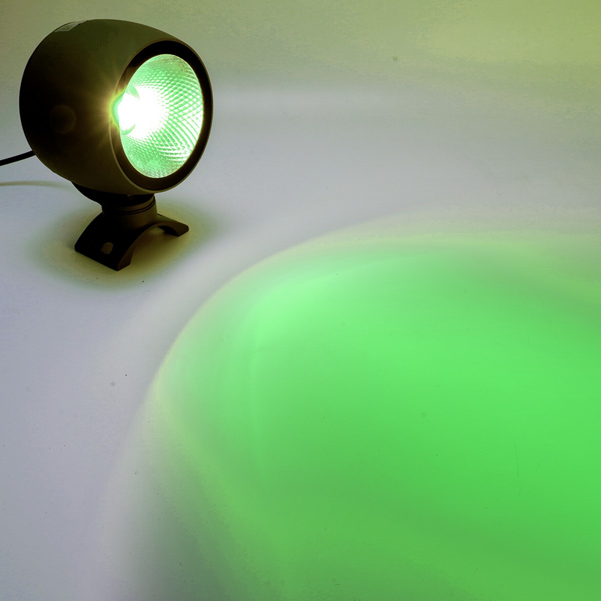 Светодиодные ландшафтные светильники Светодиодный светильник Feron ландшафтно-архитектурный LL-601 20W зеленый IP65 51778 