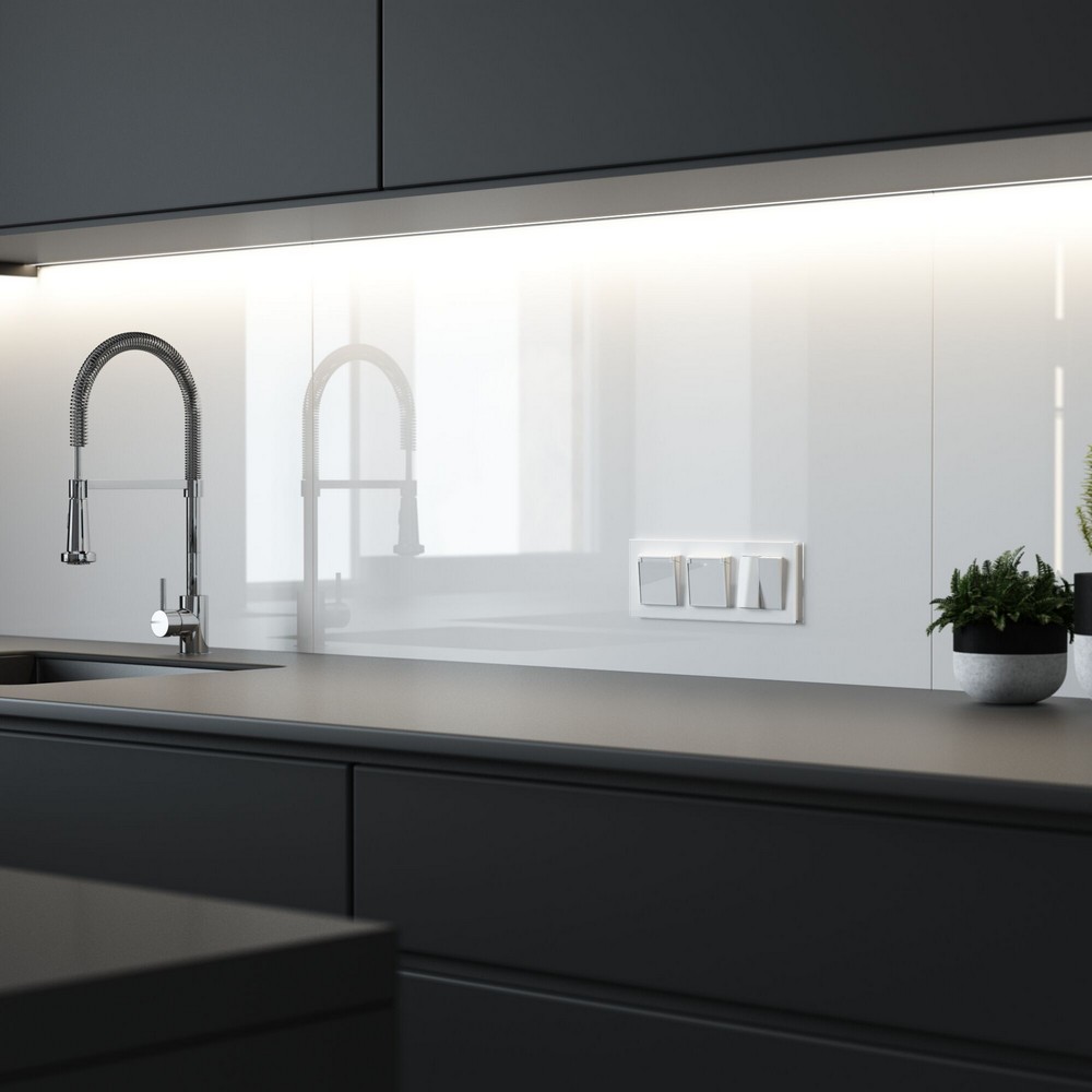 Werkel белый акрил Розетка Werkel влагозащ. с зазем. с защит. крышкой и шторками (белый акрил) W11712410