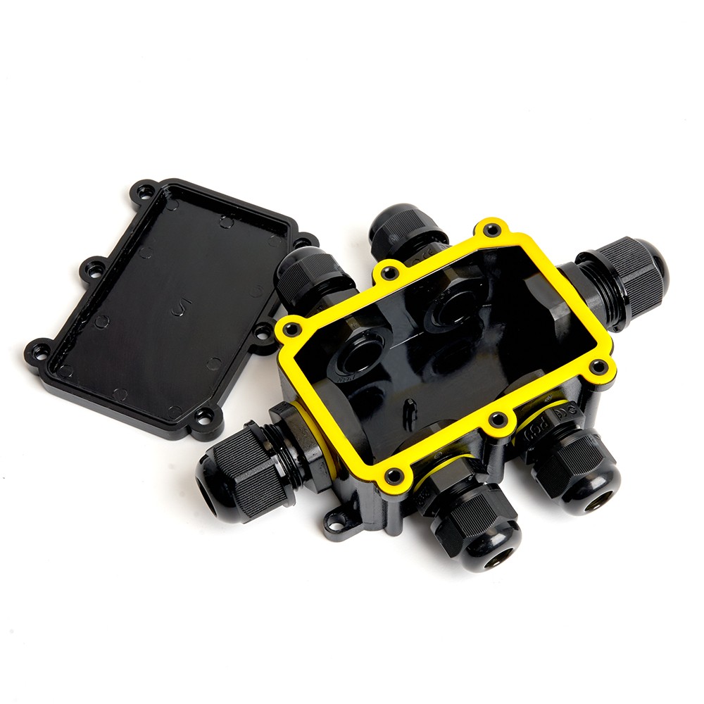 Коробка распределительная Feron LD526 водонепроницаемая на 6 выходов, 450V, 140х100х36, черный 49124