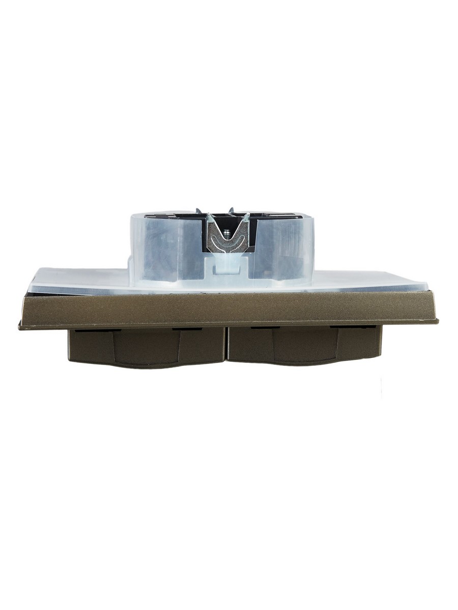 IEK Brite Шампань Розетка IEK BRITE 2-ая с/з с шторками и крышкой 16А в сборе IP44 РСбш12-3-44-БрШ шампань BR-R26-16-4