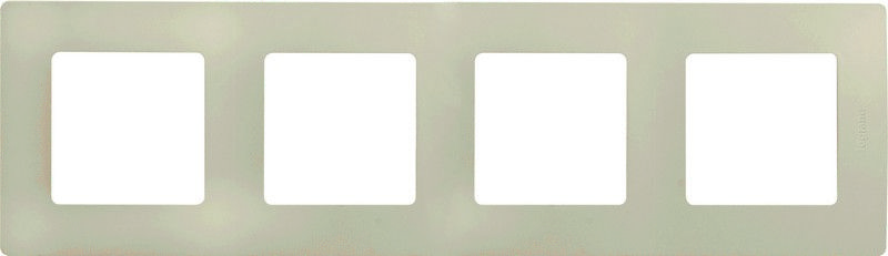 Legrand Etika Слоновая кость Рамка Legrand Etika слоновая кость 4-ая 672514