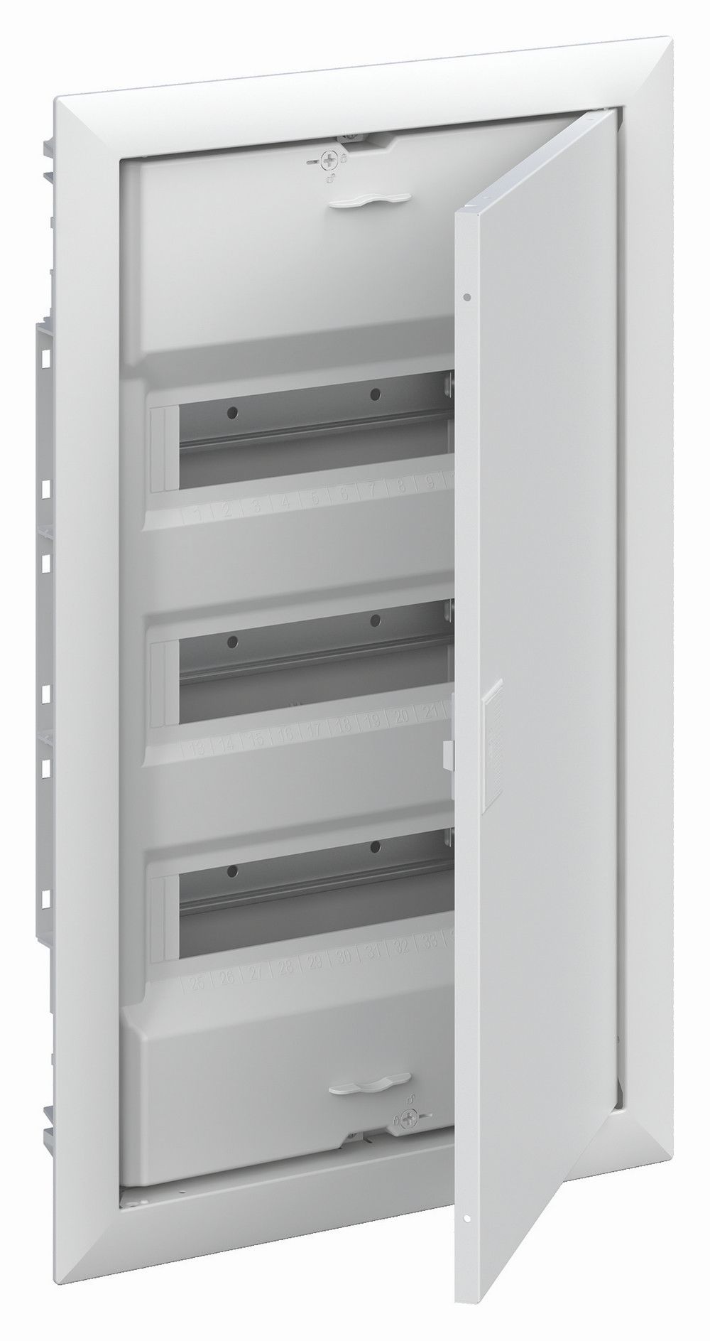 Щиты и боксы ABB UK600 Щит встраиваемый ABB UK600 на 36М с самозажимными UK630P3RU 2CPX077852R9999