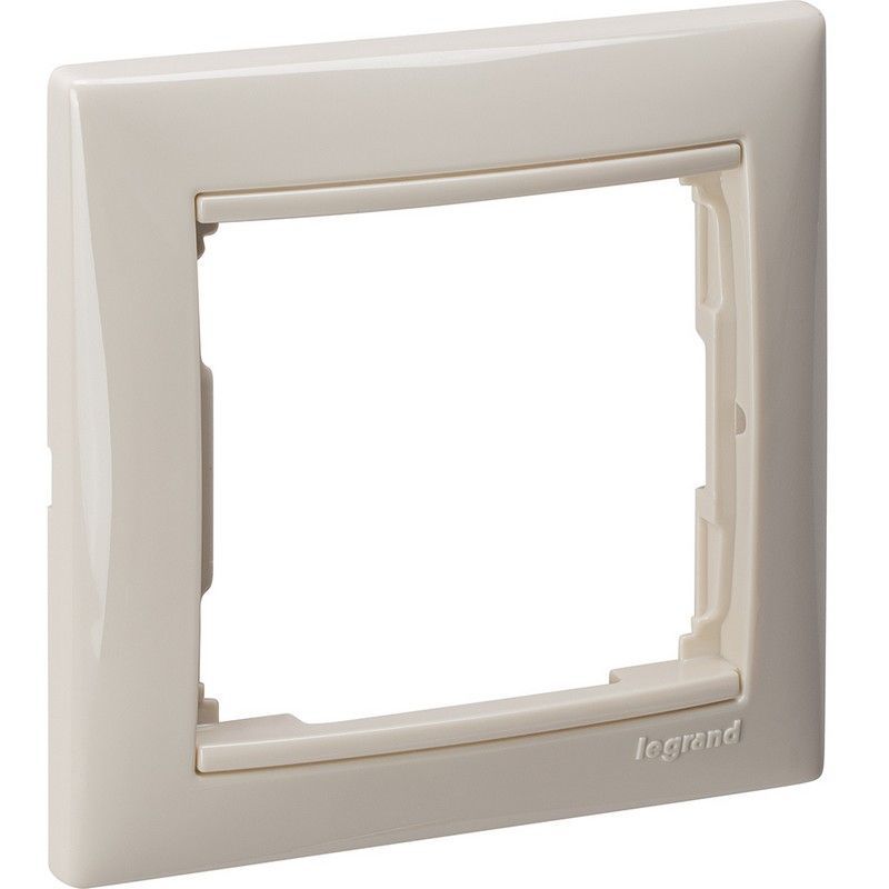 Legrand Valena Classic Кремовый Рамка Legrand Valena Крем 1-ая 774351