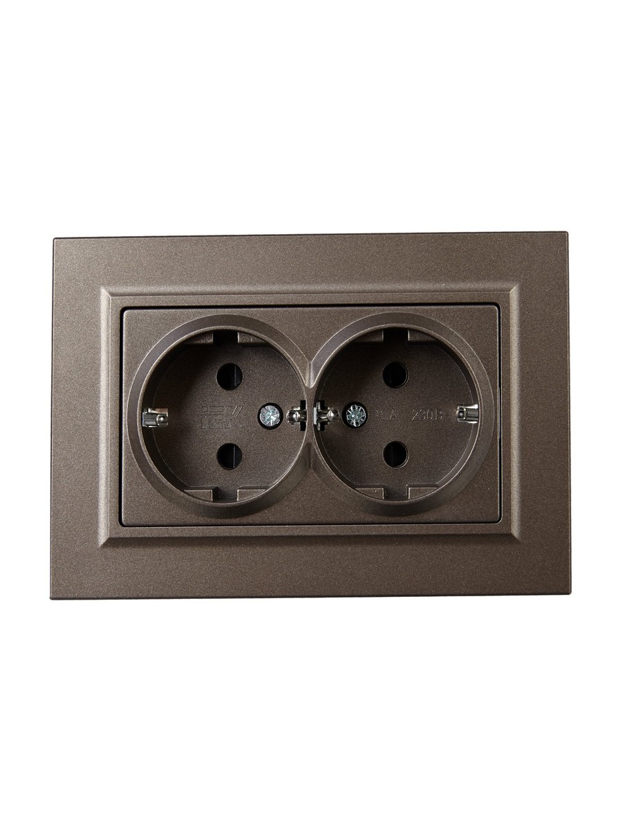 IEK Brite Бронза Розетка IEK BRITE 2-ая с/з с шторками 16А в сборе РСш12-3-БрТБ темная бронза BR-R24-16-K45-F