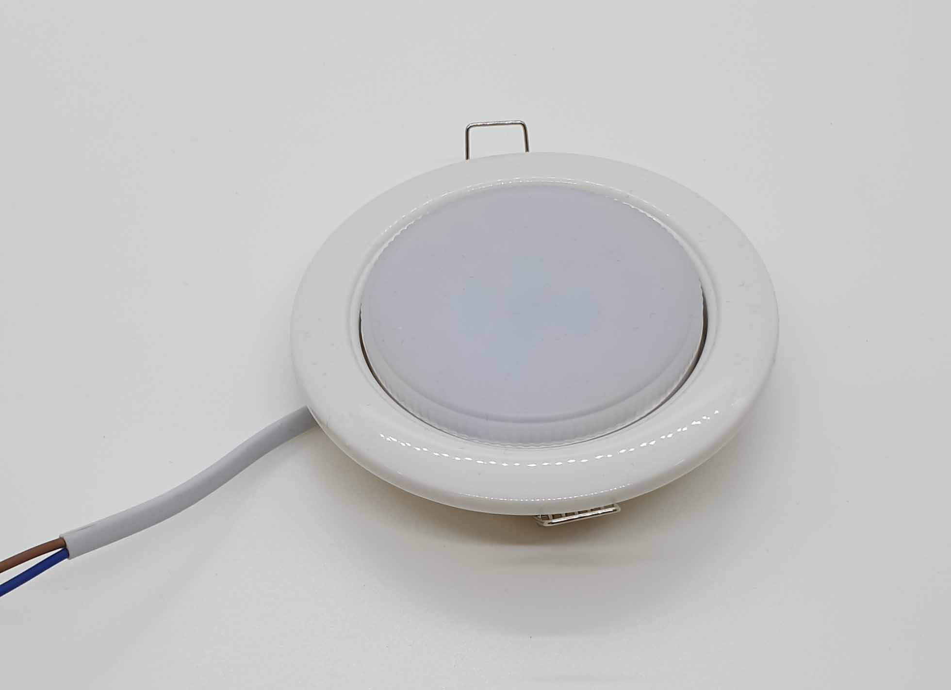 Встраиваемые светодиодные светильники Светильник встраиваемый LBT GX53 белый KG5390L лампа в комплекте